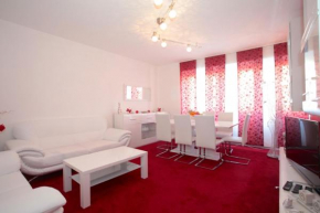 4893 Private Room 1 Person